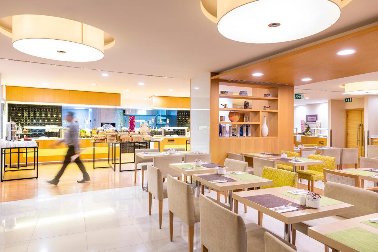 Holiday Inn Muscat Alseeb By Ihg Экстерьер фото