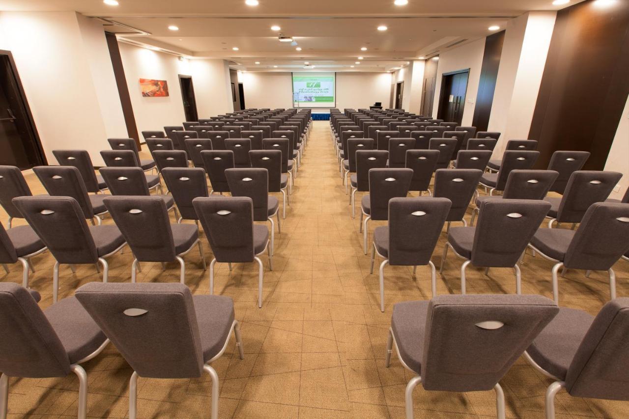 Holiday Inn Muscat Alseeb By Ihg Экстерьер фото