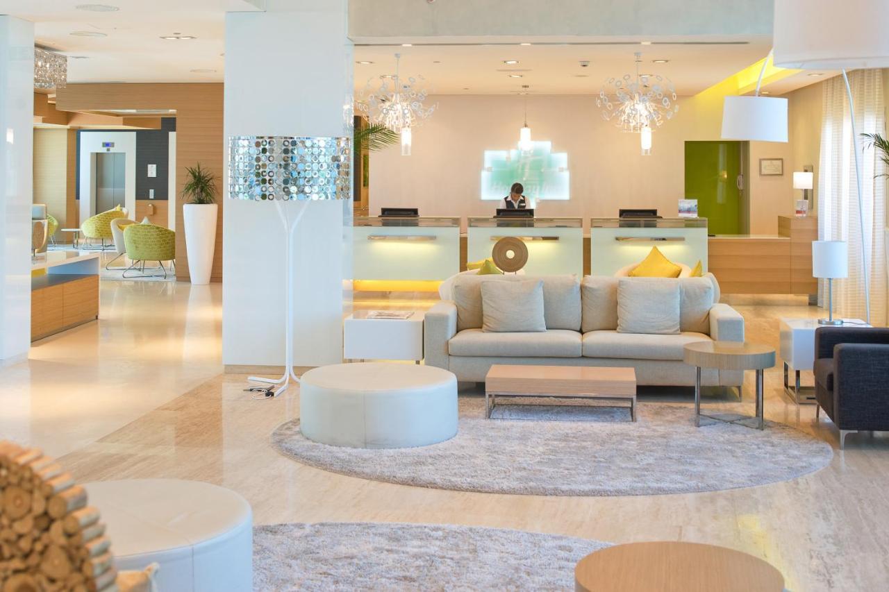 Holiday Inn Muscat Alseeb By Ihg Экстерьер фото