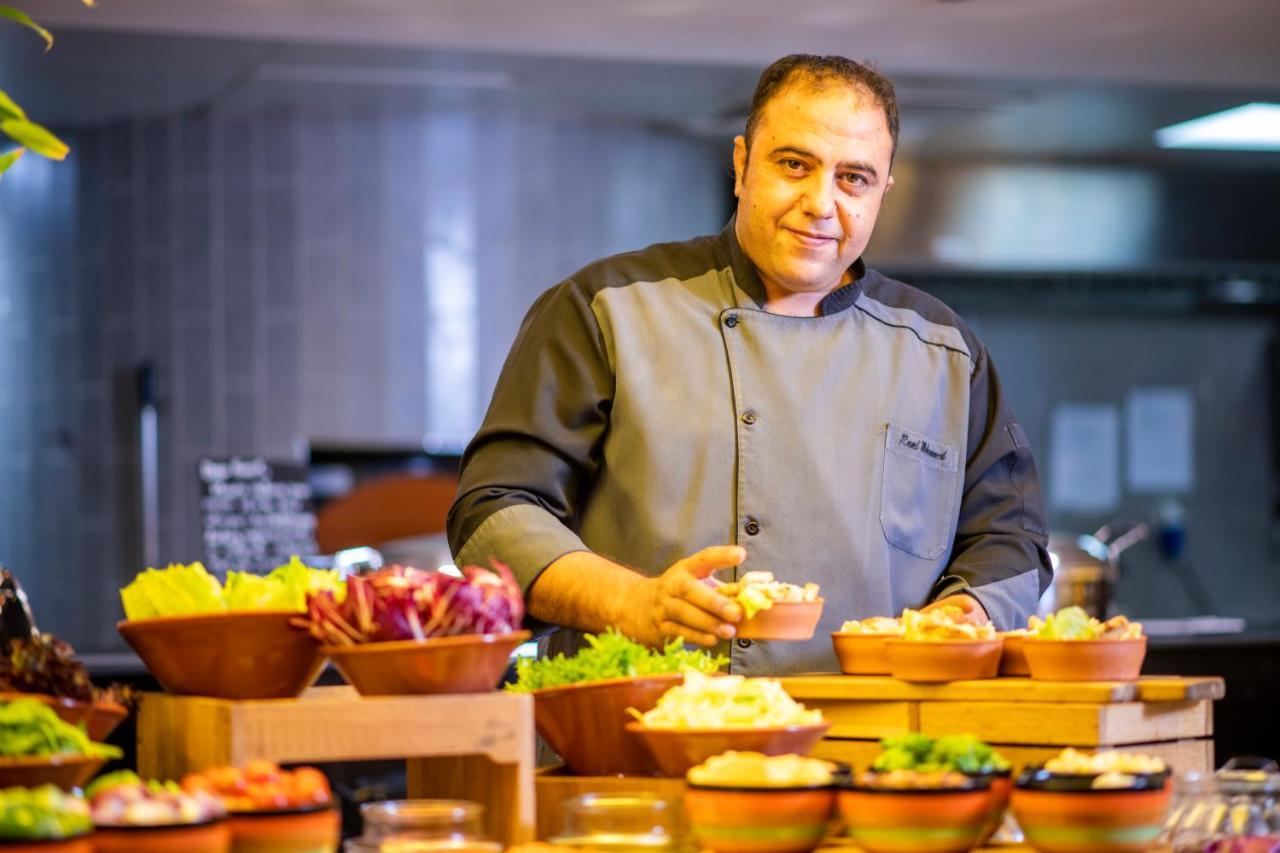 Holiday Inn Muscat Alseeb By Ihg Экстерьер фото
