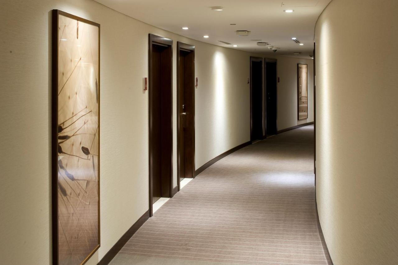 Holiday Inn Muscat Alseeb By Ihg Экстерьер фото